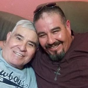 Meet your Posher, Ernesto